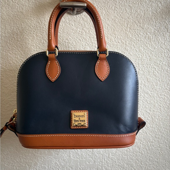 Dooney & Bourke Pebble Grain Zip Zip Satchel - Picture 1 of 6